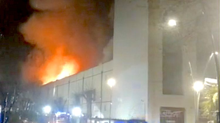Galeries Lafayette en feu à Pau